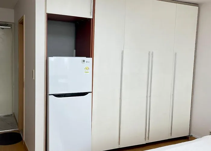 Hongdae Stn 1min Modish Style Apartment *