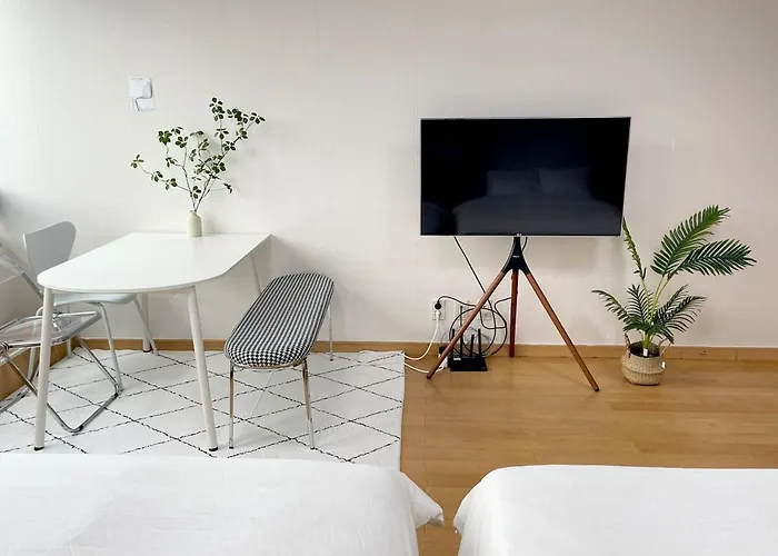 Apartment Hongdae Stn 1min Modish Style Seoul