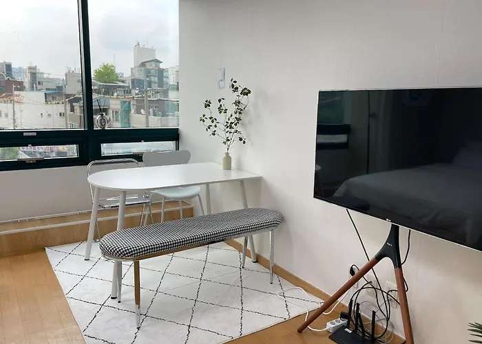 Hongdae Stn 1min Modish Style Apartment *
